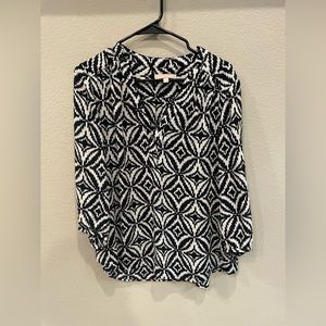EUC Banana Republic Size Large blouse. Black and white pattern.